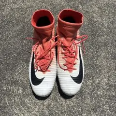 NIKE ACC ハイパーヴェノム 人工芝　ハイカット　24cm NIKE ACC ハイパーヴェノム 24cm サッカースパイク ナイキ - メルカリ