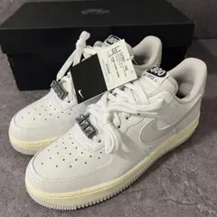 Nike Air Force 1 ホワイト 1-800 レアモデル