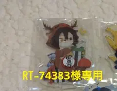 鬼滅の刃　伊黒小芭内　アクリルスタンド　缶バッジ　チャーム