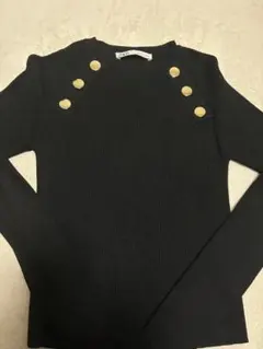 ZARA リブ編み 黒 長袖 トップス ボタン付き