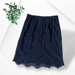 アースミュージック&エコロジー 総レースタイトスカート ネイビー 上品 Mのサムネイル