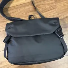 【新品☆未使用品】GRAVITAGE ワンタッチ メッセンジャーバッグ A4◎のサムネイル