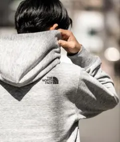 THE NORTH FACE グレー パーカー Lサイズ