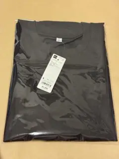 ジーユー Tシャツ