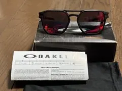 【極美品】オークリー OAKLEY ラッチ ベータ プリズムレンズ サングラス