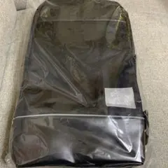ブラックナイロンバックパック