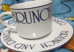 ティーカップ・コーヒーカップ　ホワイト　英字　食器　陶器　新品