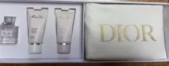 【新品未使用】Miss Dior トラベルセット（香水・ボディケア・巾着セット）