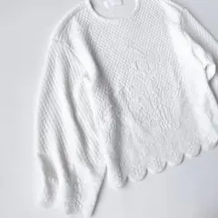 マメ クロゴチ フローラル刺繍ショートスウェットトップ - メルカリ