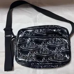 正規品Vivienne Westwood オーブ ショルダーバッグのサムネイル