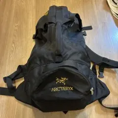 ビームス×アークテリクス ARC'TERYX ARRO22 迷彩 カモフラージュ