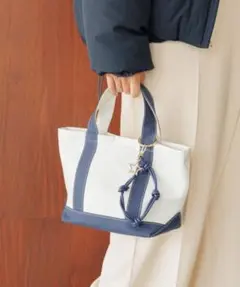 BAYFLOW [高見えが叶うレザー仕様]レザーライクミニトート¥5,490