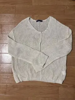 ニット vネック