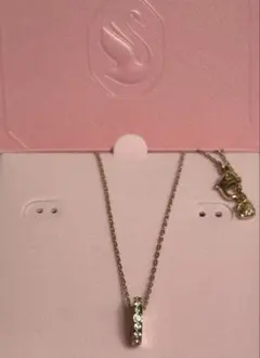 スワロフスキー　SWAROVSKI ストーン付きネックレス　正規品