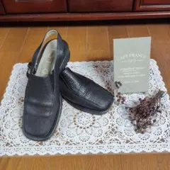 【新品】D'ICI 本革バック 　　　　　　ストラップサンダル。のサムネイル