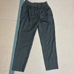 ダークグレー スリムフィット カジュアルパンツ