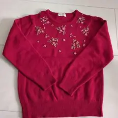 Premiyel 赤色 刺繍入り 長袖ニット