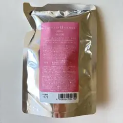 オルビス　エッセンスイン　ヘアミルク　詰め替え140g 新品