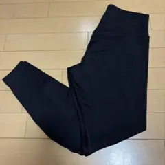 ルルレモン　ヨガパンツ　レギンスタイツ　冬用　裏起毛　美品❗️のサムネイル