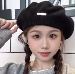 メタリックロゴ付 ふわふわベレー帽 イギリス風 ペインター帽 ブラック