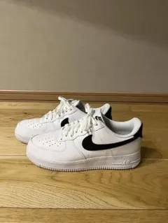NIKE AIR FORCE 1 '07 ホワイト/ブラック 27.5cm