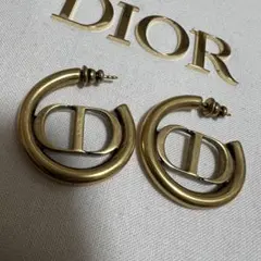 Dior ゴールド フープピアス