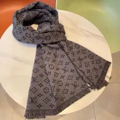 Louis Vuitton グレー マフラー