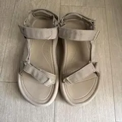 Teva　サンダル