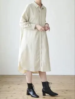 chocol raffine rob シャツワンピース ライトベージュのサムネイル