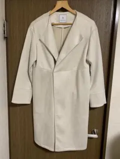 ノーカラーミドルコート