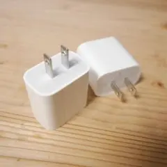 Apple ACアダプター TypeC A1720 / 20W A2305