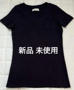 Vネック半袖Tシャツのサムネイル