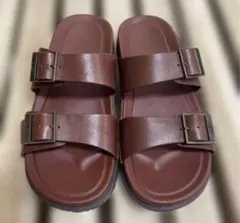 UGG スエード ストラップ サンダル ブラウン UGG スエード ストラップ サンダル オレンジ2026年新作 - メルカリ