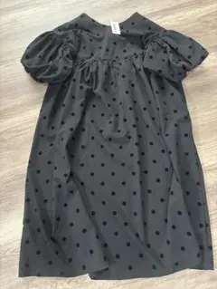新品❣️ラウレア　フロッキードット　パフスリーブロングワンピースのサムネイル