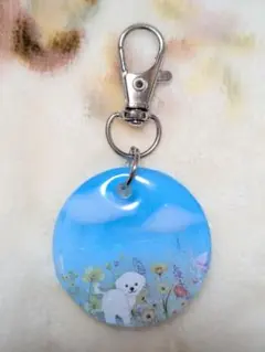 お花畑でルンルンのマルチーズ☆レジンキーホルダー　チャーム