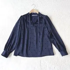 【極美品】アングローバルショップ トップス ブラウス 長袖 ネイビー 星 38のサムネイル
