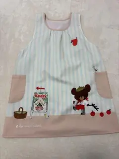 エプロン　保育士　すてきな先生　くまのがっこう