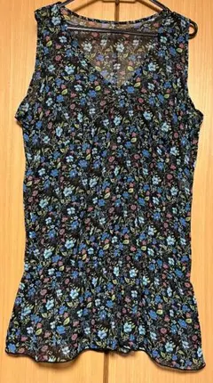 ＊ブルー系やピンク系の花柄ノースリチュニック＊3L