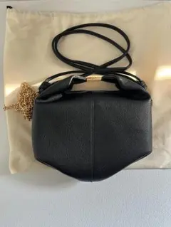 ブラック チェーン ショルダーバッグ