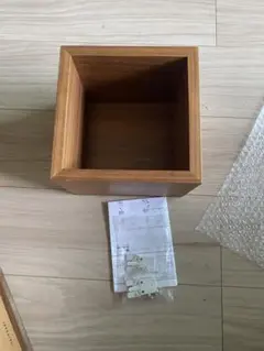 無印良品　壁に付けられる家具 boxのサムネイル
