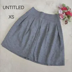 【UNTITLED アンタイトル】タックフレアスカート ひざ丈 無地グレー XSのサムネイル