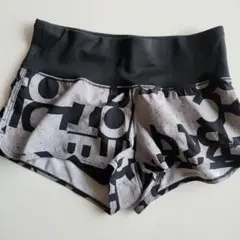 adidas | ショートパンツ