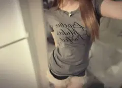 lagua gem ロゴtシャツ カーキ