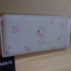 スヌーピー　長財布　サクラのサムネイル