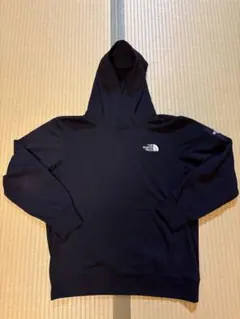 美品ノースフェイス　パーカー　ブラック、 M 綺麗な状態です。