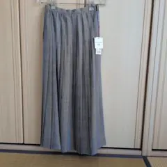 ユニクロ　INES DE LA FRESSANGE プリーツスカート M グレー