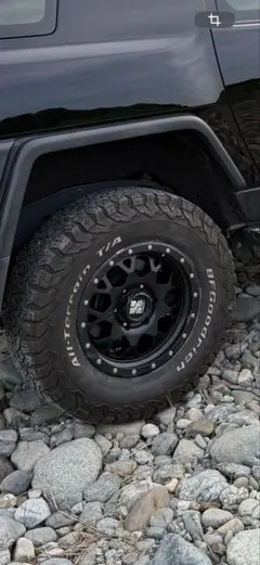 BFGoodrich All-Terrain T/A タイヤ285/70R/17のサムネイル