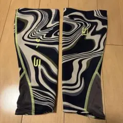 SKINS カーフタイツ　Mサイズのサムネイル