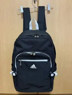 adidas リュック 黒/ホワイト