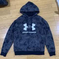 アンダーアーマー　スウェットパーカー　SM ブラック系